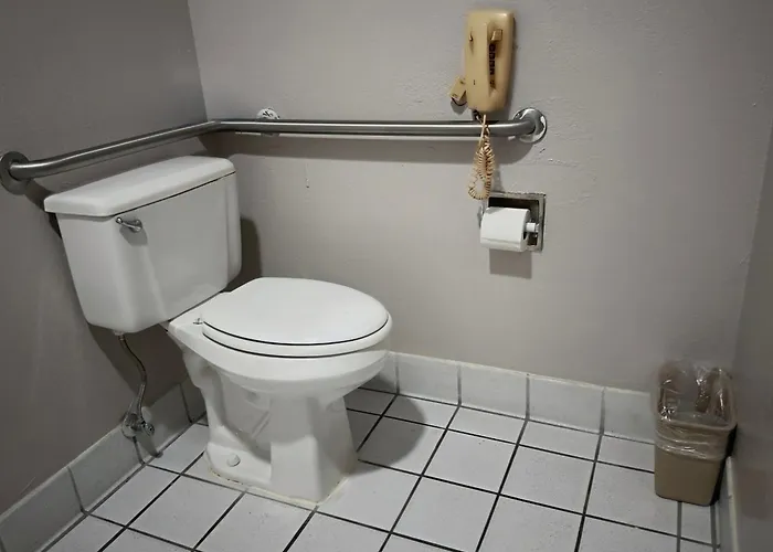 Americas Value Hotel