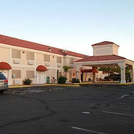 Americas Value 4*
